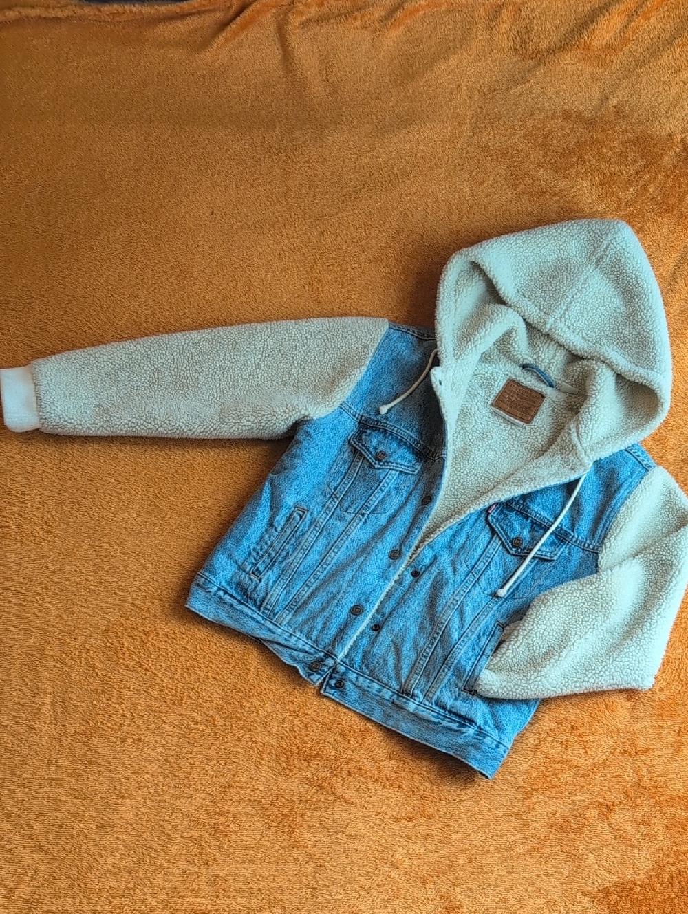 Levi's Light Blue Denim Jacket with Cream Sherpa Hood and Sleeves